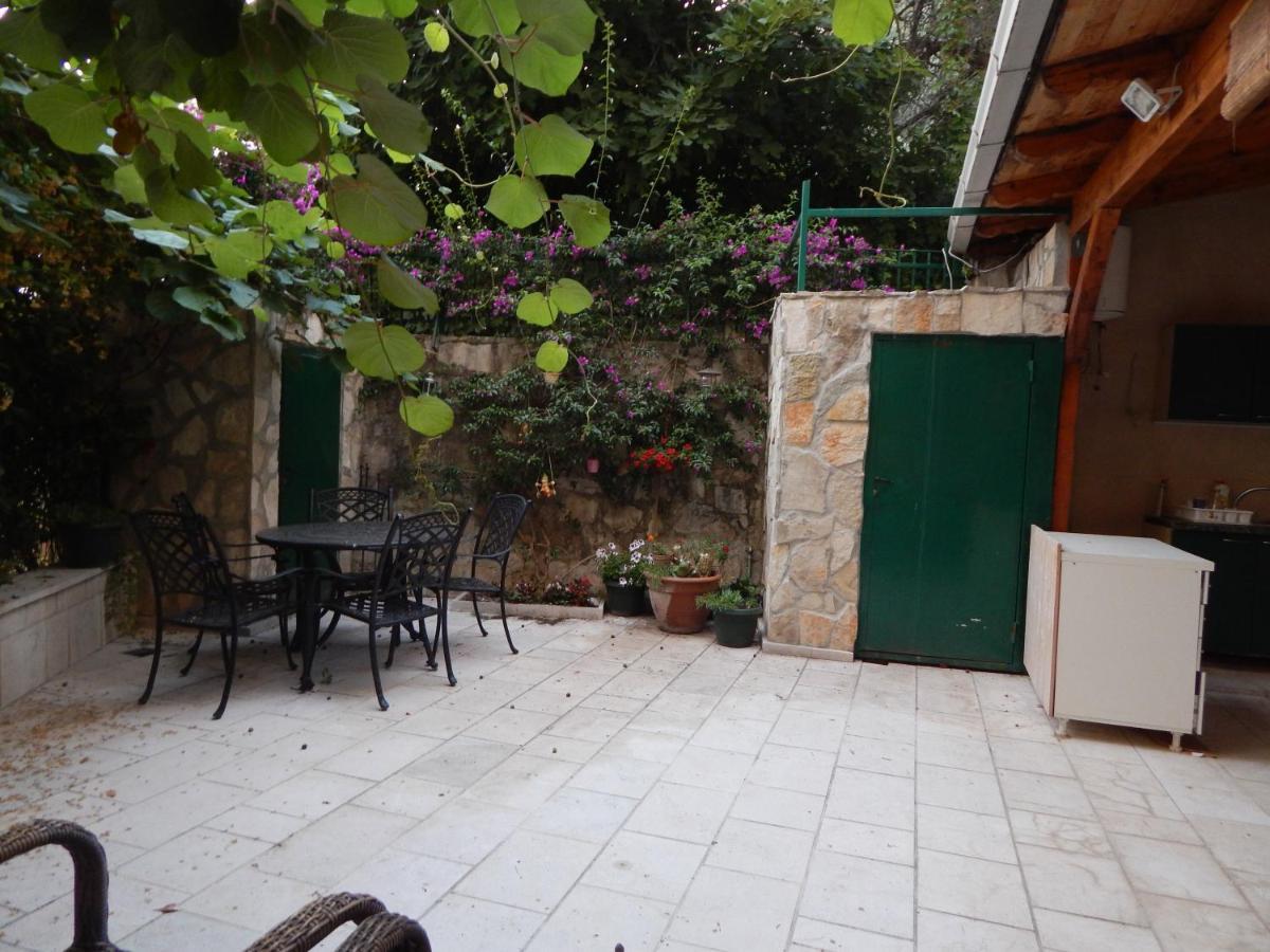 Sveti Stefan- Apartment Dora Ngoại thất bức ảnh