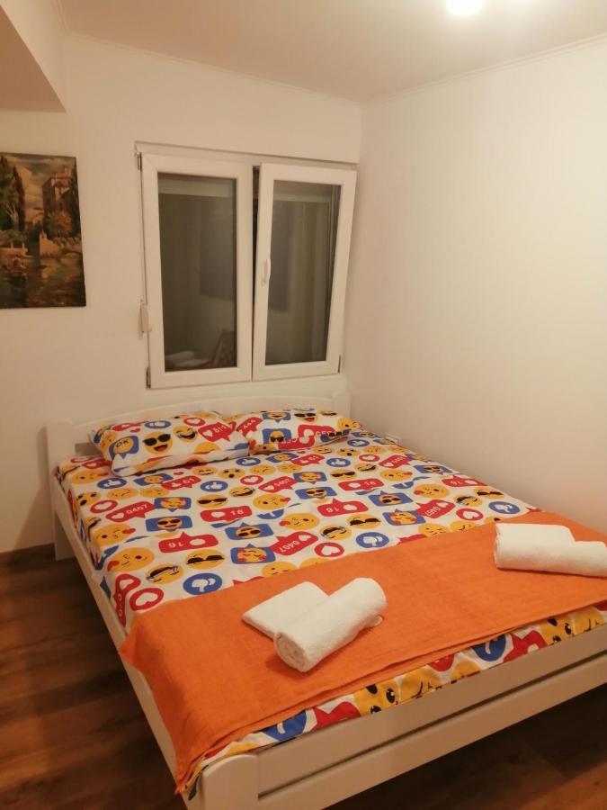 Sveti Stefan- Apartment Dora Ngoại thất bức ảnh